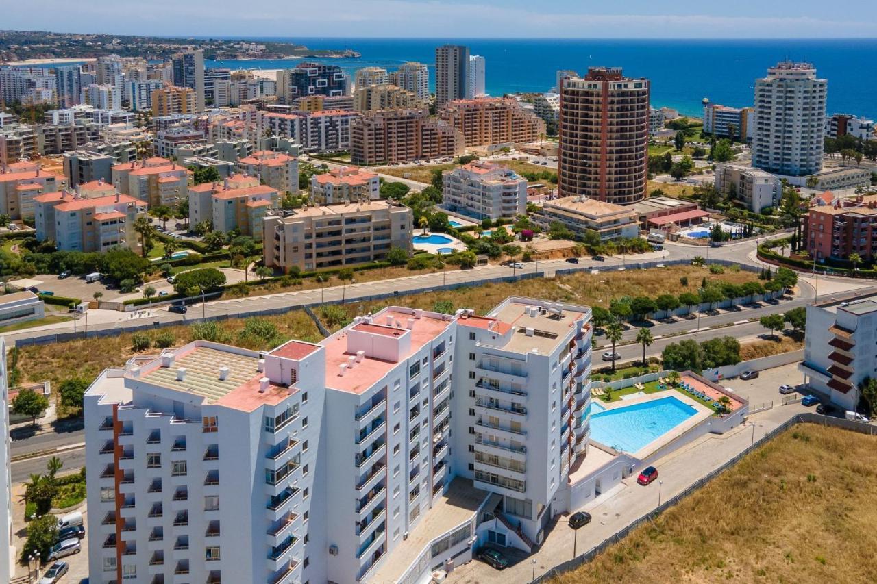 Olilou - Silhueta Citadina Apartamento *